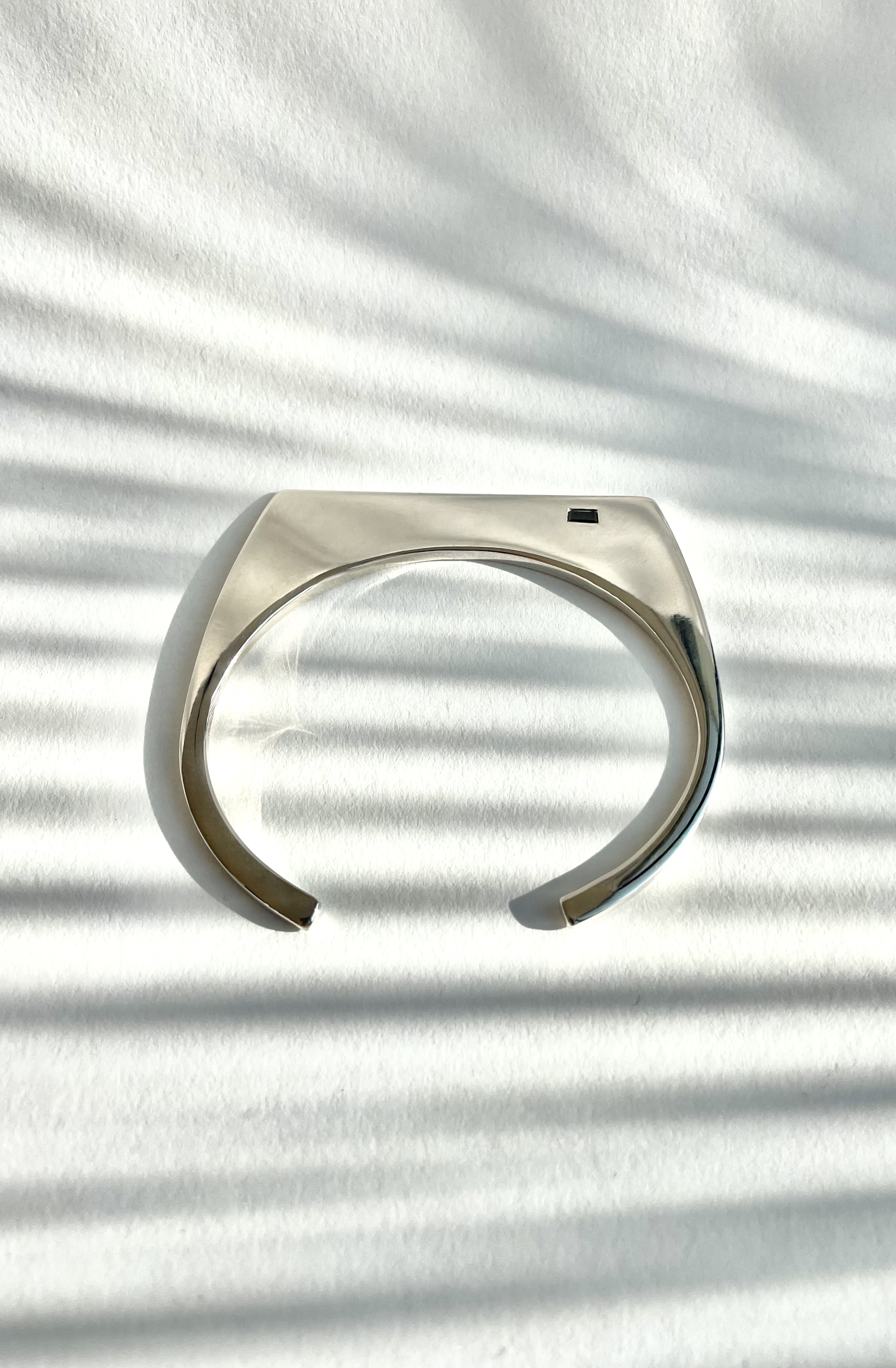 Kate Armcuff